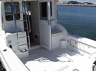 catamarans_a_moteur_LC9000